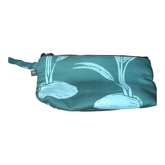Sig Zane Hawaii Wristlet - Picture 1 of 5